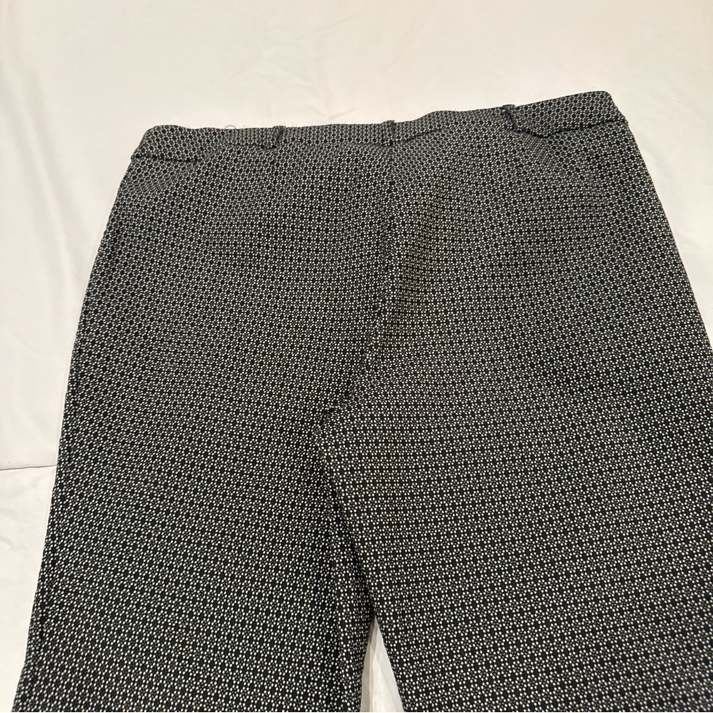 Women’s Black Patterned Slacks - image 1